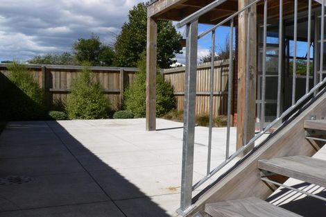 Photo of property in 2/55 Thackeray Place, Waltham, Christchurch, 8023