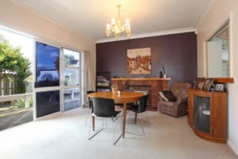 Photo of property in 37 Maeroa Road, Beerescourt, Hamilton, 3200