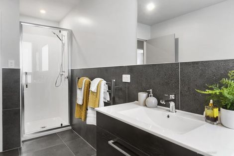 Photo of property in 10/6u Bushland Grove, Paparangi, Wellington, 6037