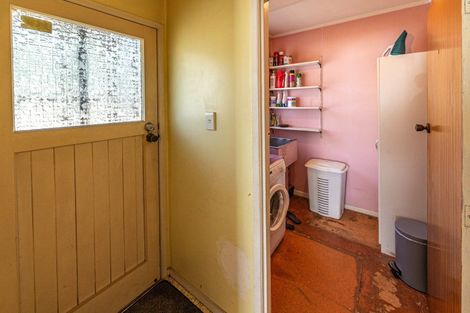 Photo of property in 6 Cornfoot Street, Castlecliff, Whanganui, 4501