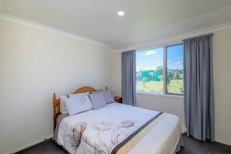 Photo of property in 15a Bovis Street, Shannon, 4821