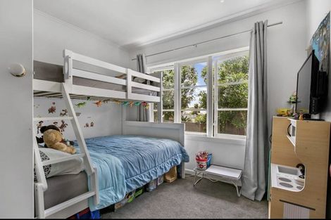 Photo of property in 34 Kelvin Road, Papakura, 2110