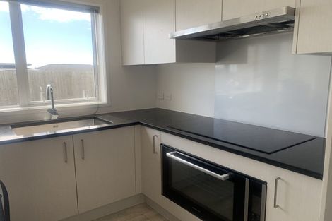 Photo of property in 3 Mutetai Road, Clarks Beach, 2122