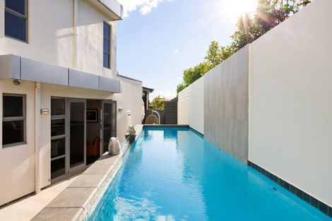 Photo of property in 5 Lake Domain Drive, Frankton, Hamilton, 3204