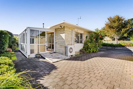 Photo of property in 2/43 Mangorei Road, Strandon, New Plymouth, 4312