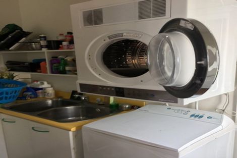 Photo of property in 133 Eden Street, Island Bay, Wellington, 6023