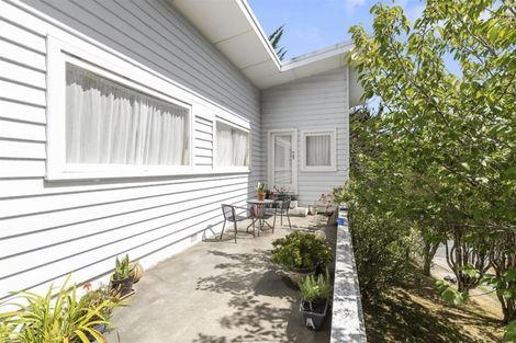 Photo of property in 63 Awatea Avenue, Paraparaumu, 5032