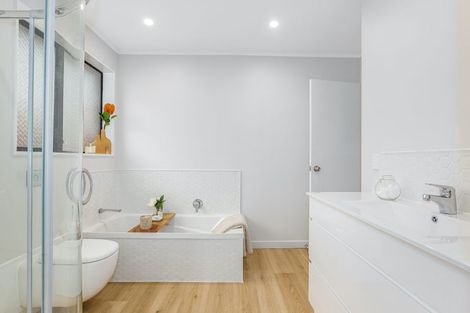 Photo of property in 86 Hautana Street, Woburn, Lower Hutt, 5010