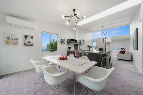 Photo of property in 17/2 Onslow Road, Khandallah, Wellington, 6035