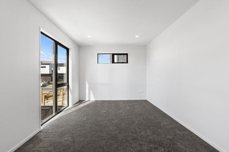 Photo of property in 177 Henwood Road, Westgate, Auckland, 0814