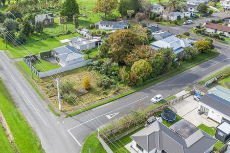 Photo of property in 8 Roslyn Road, Levin, 5510