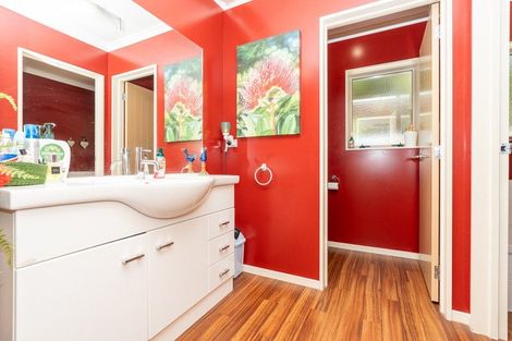 Photo of property in 3 Nottingham Drive, Hamilton East, Hamilton, 3216