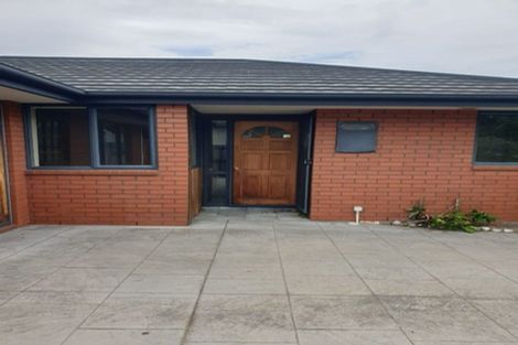 Photo of property in 1 Roche Avenue, Upper Riccarton, Christchurch, 8041