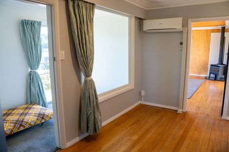 Photo of property in 137 Kaikorai Valley Road, Glenross, Dunedin, 9011