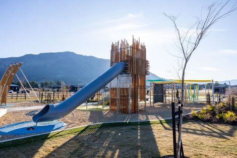 Photo of property in 13 Barton Street, Lake Hawea, 9382