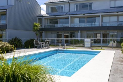 Photo of property in 300 Lake Terrace, Two Mile Bay, Taupo, 3330