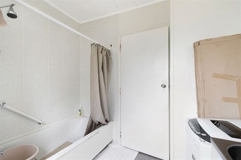 Photo of property in 2/60 Gardner Avenue, New Lynn, Auckland, 0600