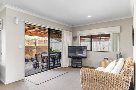 Photo of property in 35 Oaklands Drive, Cambridge, 3434