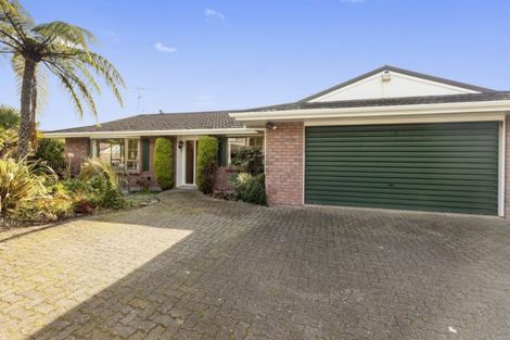 Photo of property in 27 Waddington Drive, Naenae, Lower Hutt, 5011