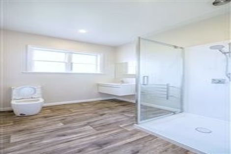 Photo of property in 17 Riley Crescent, Woolston, Christchurch, 8023