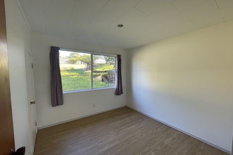 Photo of property in 1 Hewlett Road, Massey, Auckland, 0614