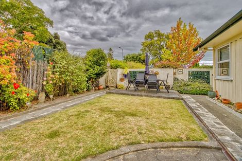 Photo of property in 2 Bennett Place, Onekawa, Napier, 4110