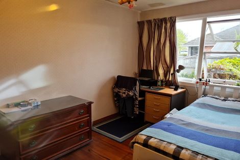 Photo of property in 2/17 Waimairi Road, Upper Riccarton, Christchurch, 8041