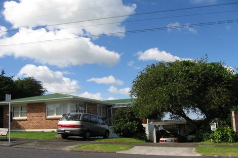 Photo of property in 2/101 Exmouth Road, Northcote, Auckland, 0627