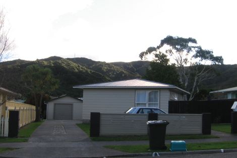 Photo of property in 11 Manurewa Grove, Wainuiomata, Lower Hutt, 5014