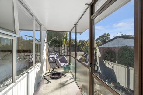 Photo of property in 86 Avonhead Road, Avonhead, Christchurch, 8042