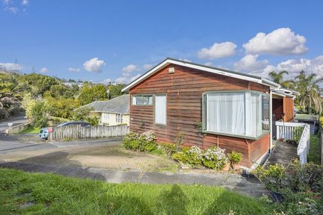 Photo of property in 1/410 Glenfield Road, Glenfield, Auckland, 0629