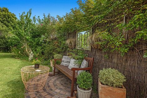 Photo of property in 9 Edgewater Grove, Whakatane, 3120