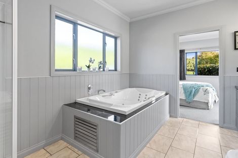 Photo of property in 25 Twin Peaks Grove, Koputaroa, Levin, 5575