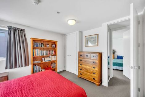Photo of property in Montreaux Apartments, 5g/164 The Terrace, Wellington Central, Wellington, 6011