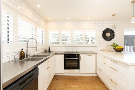 Photo of property in 5a William Street, Takapuna, Auckland, 0622