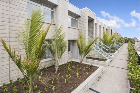 Photo of property in 7 Bickerton Way, Flat Bush, Auckland, 2019