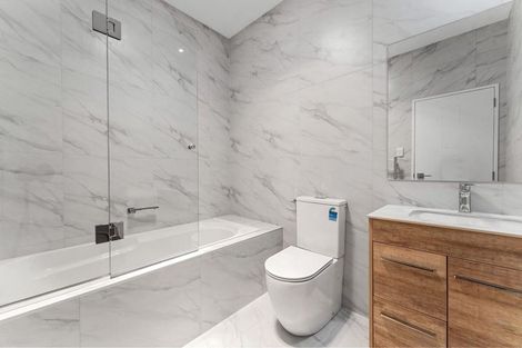 Photo of property in 16 Taukahiwi Road, Pukekohe, 2120