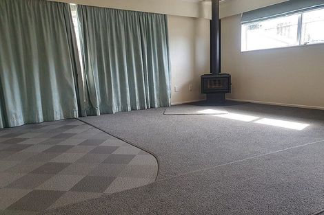 Photo of property in 21 Kendal Grove, Wainuiomata, Lower Hutt, 5014