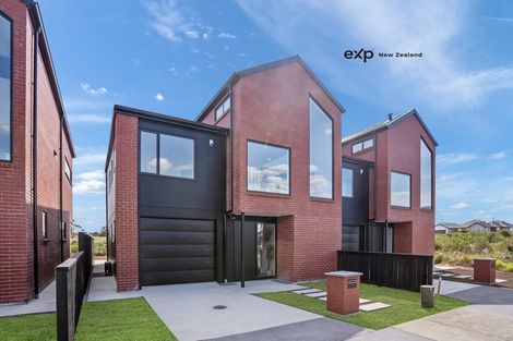 Photo of property in 62 Fort Lincoln Loop, Karaka, Papakura, 2113