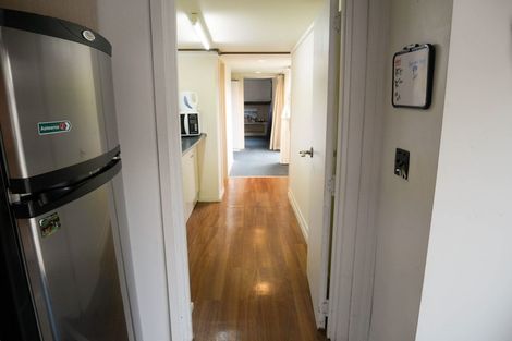 Photo of property in 38a/1 Norwood Road, Bayswater, Auckland, 0622
