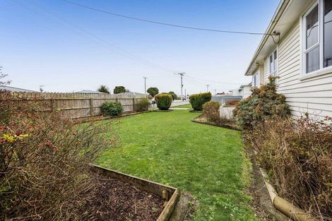Photo of property in 4 Bone Crescent, Hawera, 4610