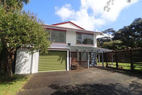 Photo of property in 10 Celeste Place, Totara Vale, Auckland, 0627