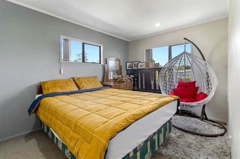 Photo of property in 8 Kora Avenue, Ranui, Auckland, 0612
