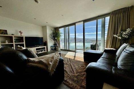 Photo of property in Portal Apartments, 8e/42 Cable Street, Te Aro, Wellington, 6011