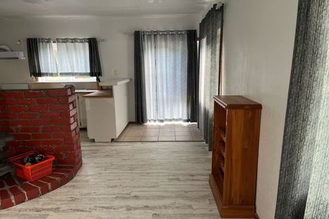 Photo of property in 129 Golf Road, Titirangi, Auckland, 0600