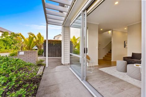 Photo of property in 4 Vincent Lane, Hobsonville, Auckland, 0616