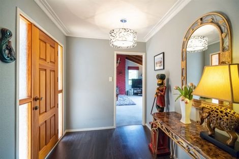 Photo of property in 7 Theodora Place, Mairangi Bay, Auckland, 0630