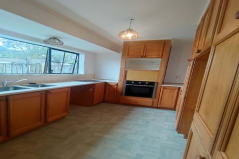 Photo of property in 74 Godley Road, Green Bay, Auckland, 0604
