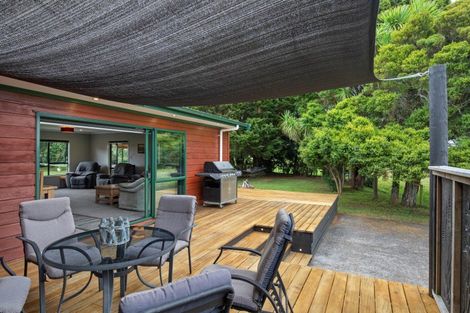 Photo of property in 69 Waipipi Wharf Road, Pollok, Waiuku, 2683