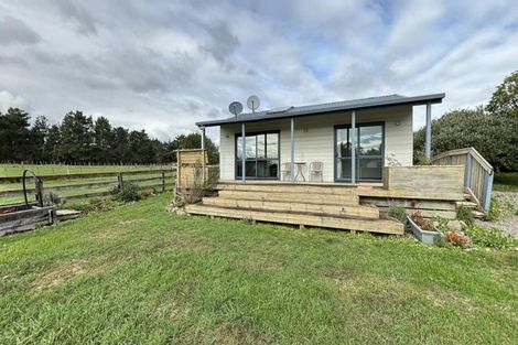 Photo of property in 262 Te Waka Road, Otaki, 5581